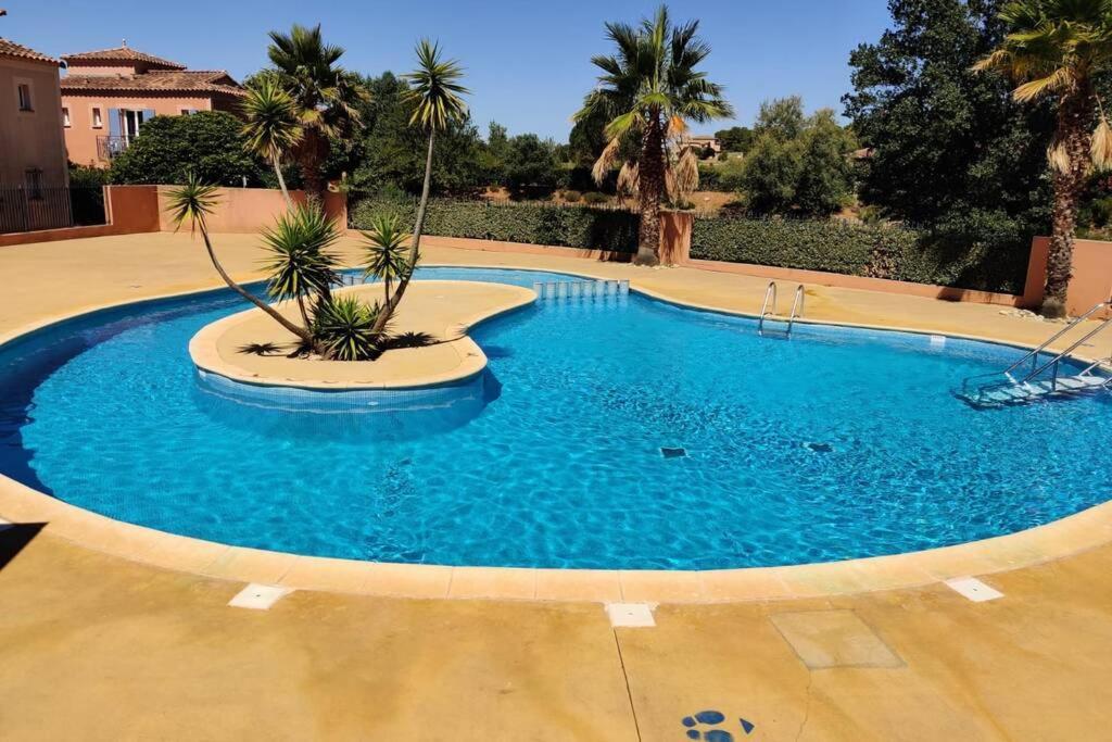Appartement Golf Saint Thomas - Belle Residence بزييه المظهر الخارجي الصورة