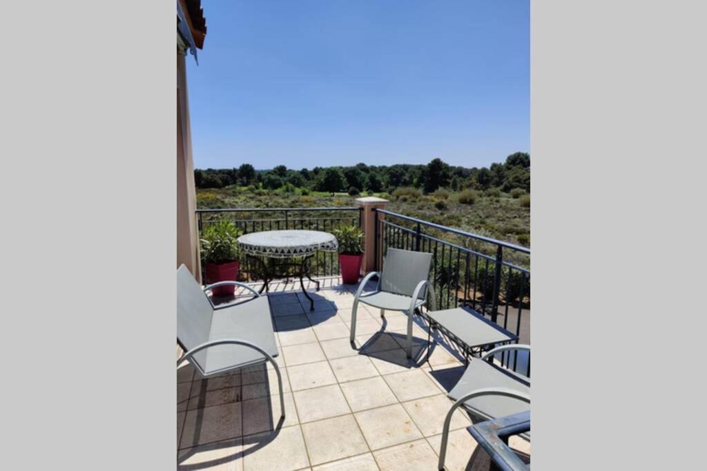 Appartement Golf Saint Thomas - Belle Residence بزييه المظهر الخارجي الصورة
